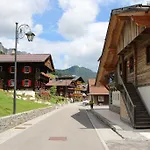아파트 Kratter Alpenplick 사파다
